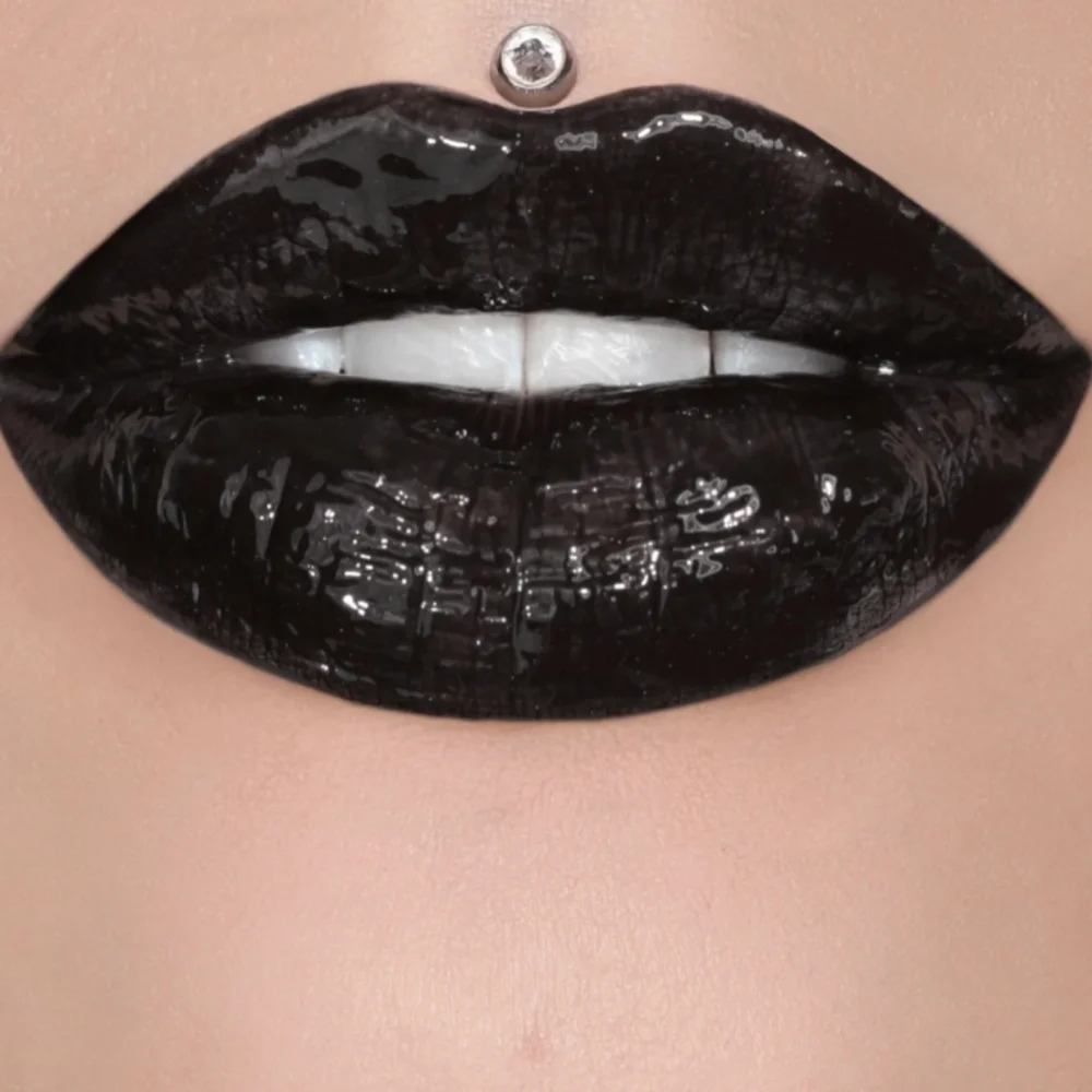JEFFREE STAR Supreme Gloss: F Freak - Black Purple with red shimmer